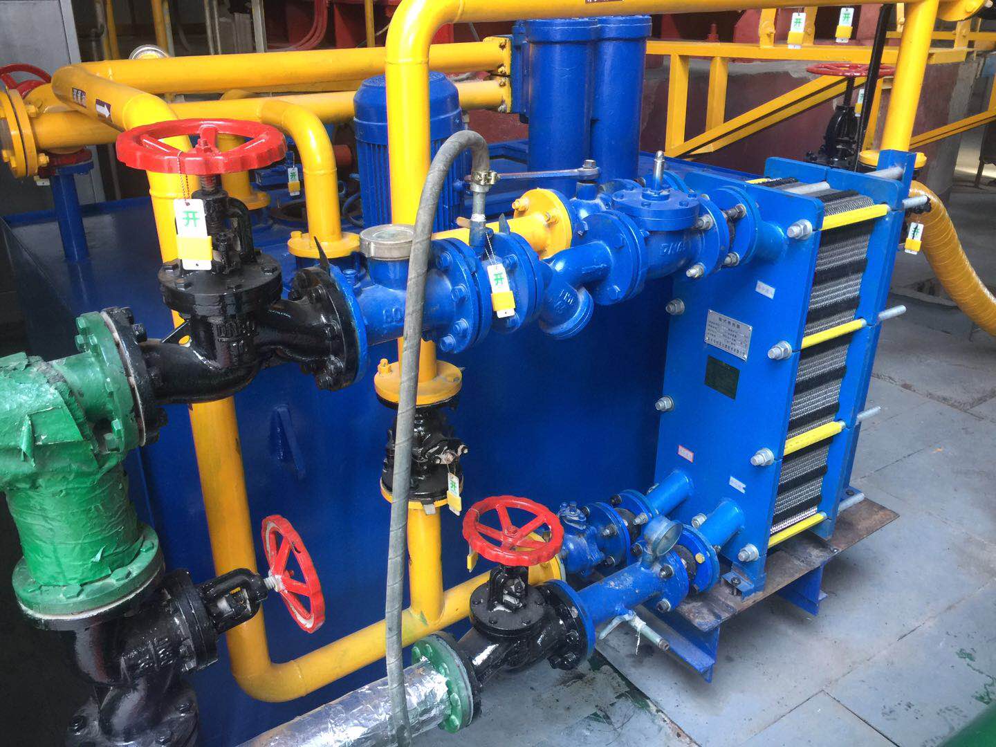 新鄉(xiāng)市創(chuàng)藍(lán)過(guò)濾技術(shù)設(shè)備現(xiàn)場(chǎng)安裝調(diào)試和調(diào)研(圖1) 新鄉(xiāng)市創(chuàng)藍(lán)過(guò)濾技術(shù)設(shè)備現(xiàn)場(chǎng)安裝調(diào)試和調(diào)研(圖1)